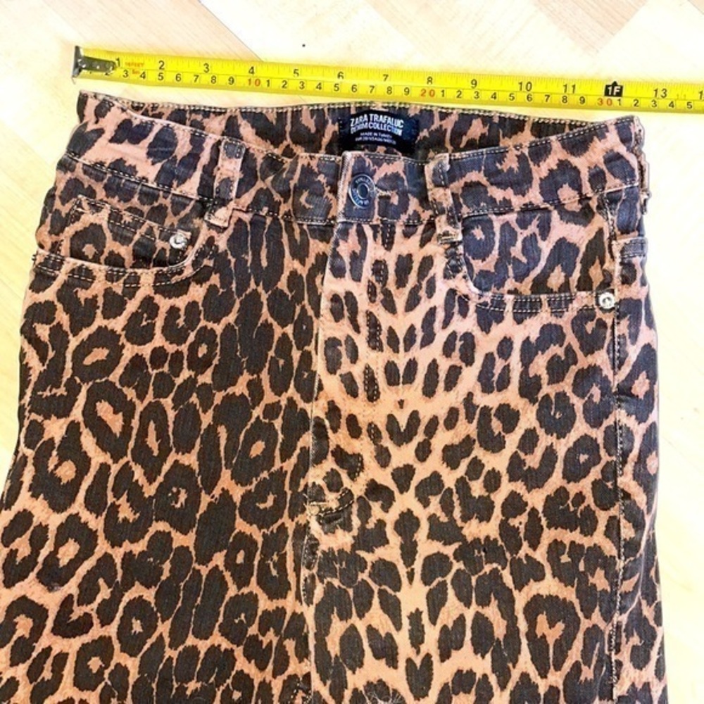 Zara leopard print jeans size 6 gently preloved - Picture 3 of 10